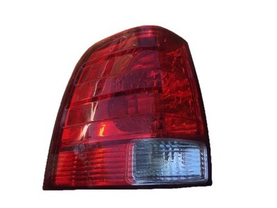 03 04 05 06 Ford Expedition Driver Side Tail Light OEM