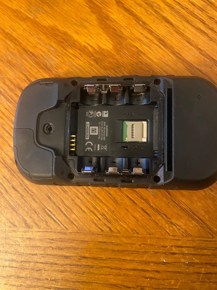 Garmin Montana 600 GPS for parts Free Shipping - Image 3 of 3