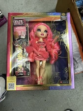 Rainbow High PRISCILLA PEREZ pink Fashion Design Focus Doll sealed MIB