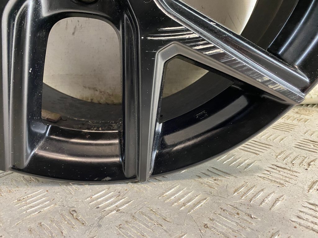 Toyota Rav 4 (XA50) 2019 R18 Leichtmetallfelgen 4261142700 