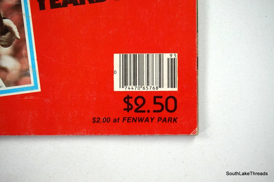 BOSTON RED SOX 1979 OFFICIAL YEARBOOK- CARL YASTRZEMSKI/CARLTON FISK/LUIS TIANT - Image 3 of 4