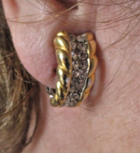 Anciennes boucles d'oreilles clip couleur or perles nacrées bijou