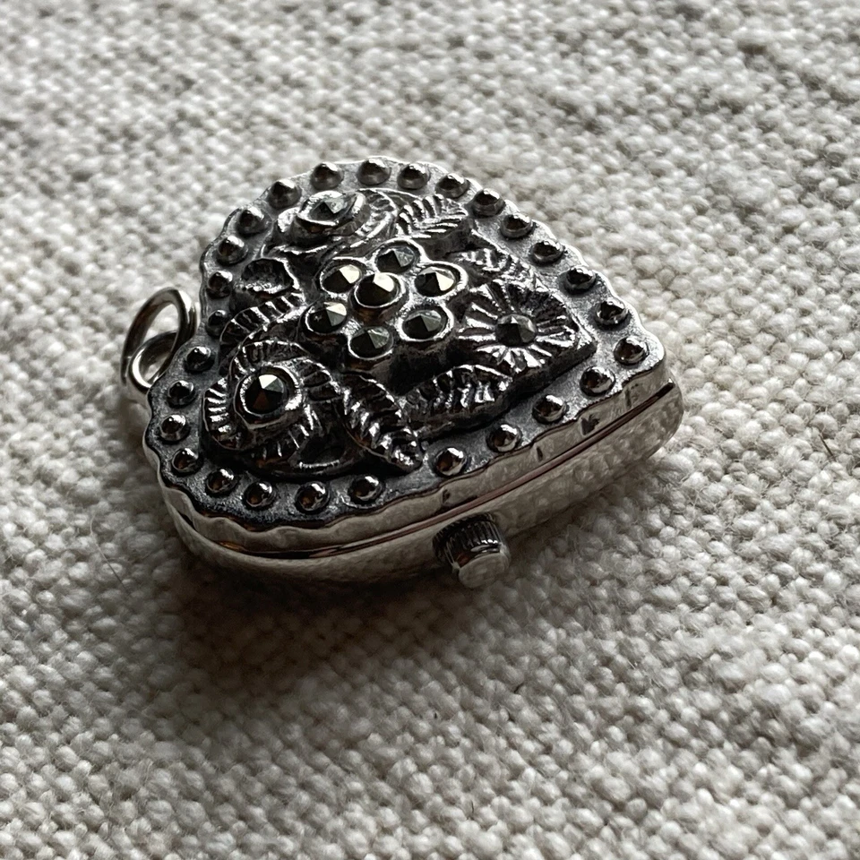 Марказит цветочный дизайн из нержавеющей стали сердце Peandant «Секретные часы» Sautior - Изображение 2 из 4