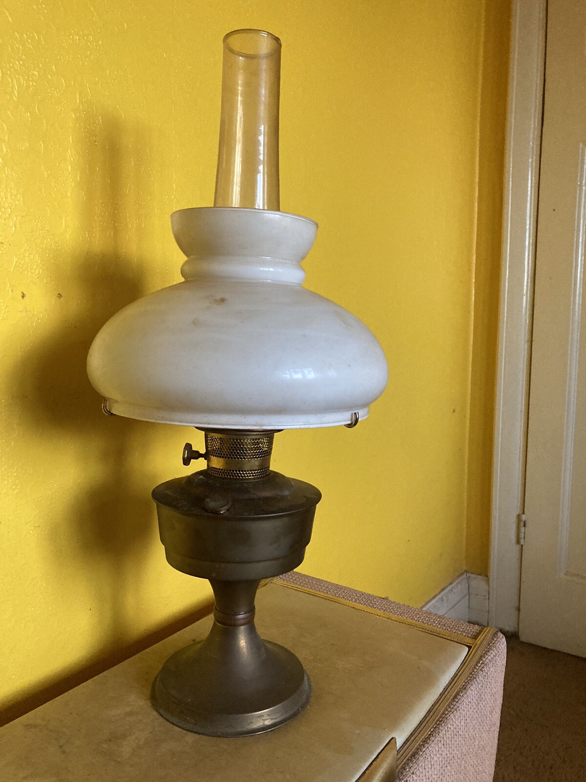 vintage paraffin oil lamps Alladin Mantle Glass Shade Complete Antique