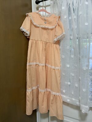 ladies purple dress size 14 Dorinda Clark 309161 – Diva's Den Fashion, LLC main image 0
