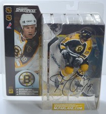 JOE THORNTON BOSTON BRUINS SERIES 2 MCFARLANE FIGURE SIGNED COA FROZEN POND