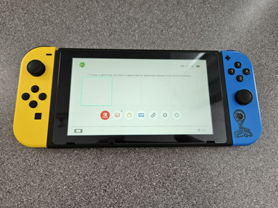 Nintendo Switch 32GB HAC-001 - VOLL FUNKTIONSFÄHIG Ref165