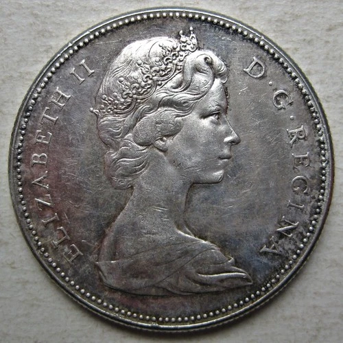 CANADA 1867-1967 QEII/CONFEDERATION CENTENNIAL 80% SILVER DOLLAR COIN (KM# 70)