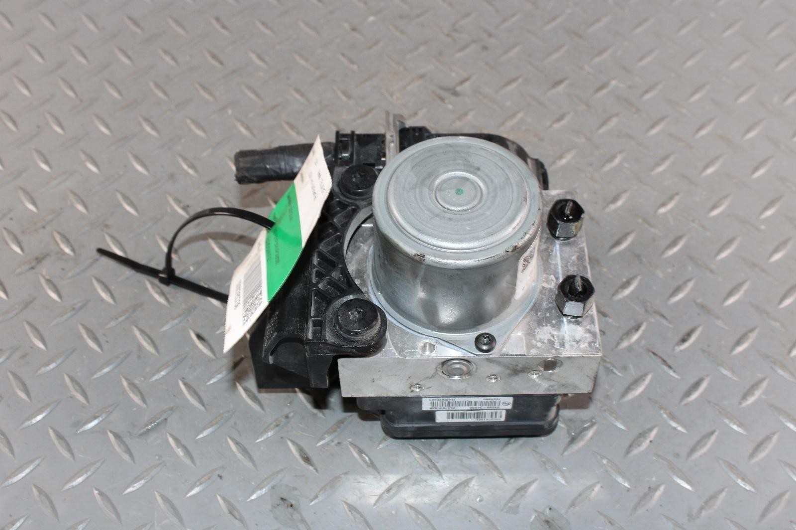 20-22 Telluride 3.8L Engine ABS Anti-Lock Brake Pump Module Motor AWD Actuator