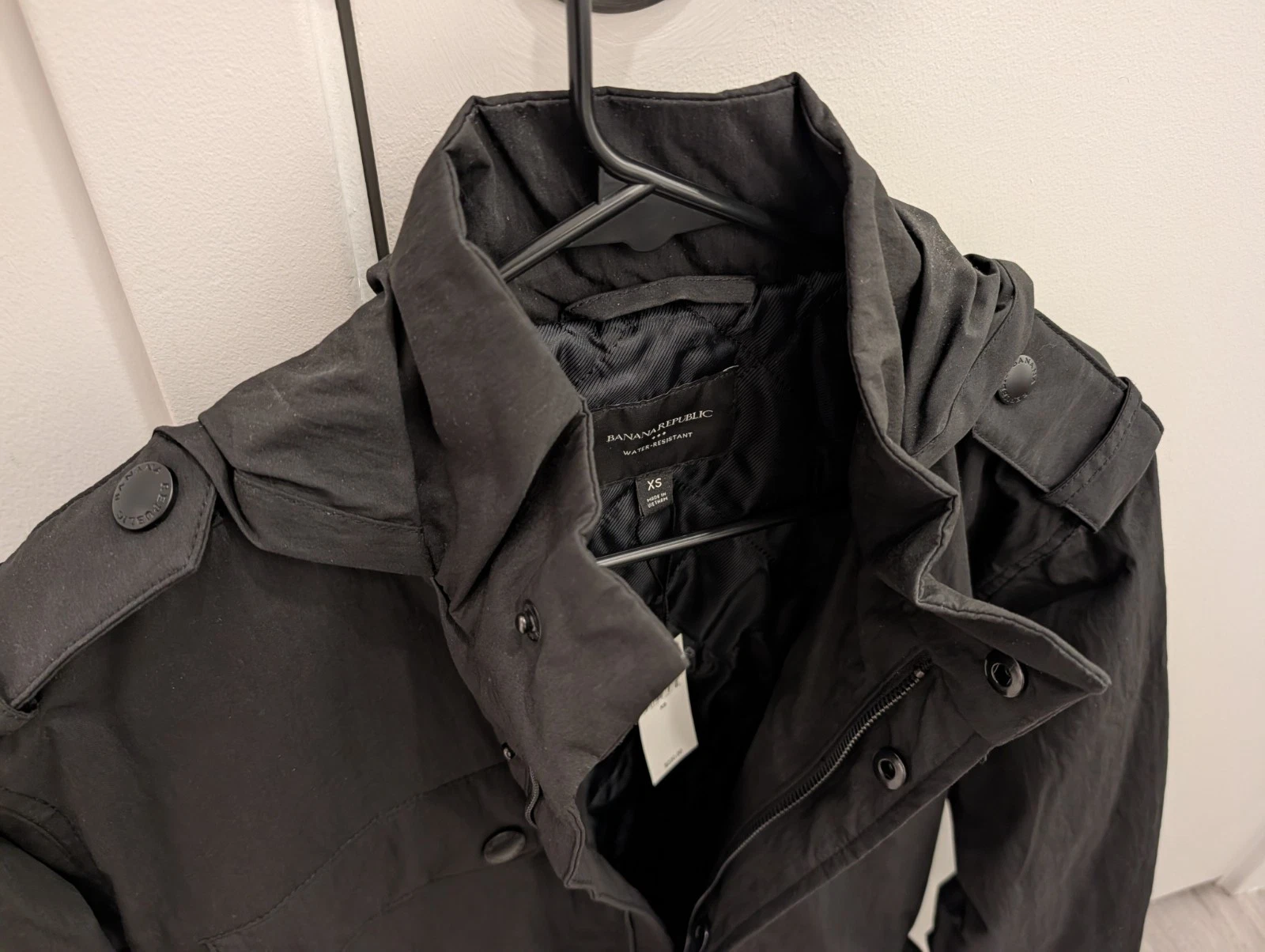 Banana Republic Men’s Water-Resistant Hooded Parka, Black XS Zip/Button - product detail image 4
