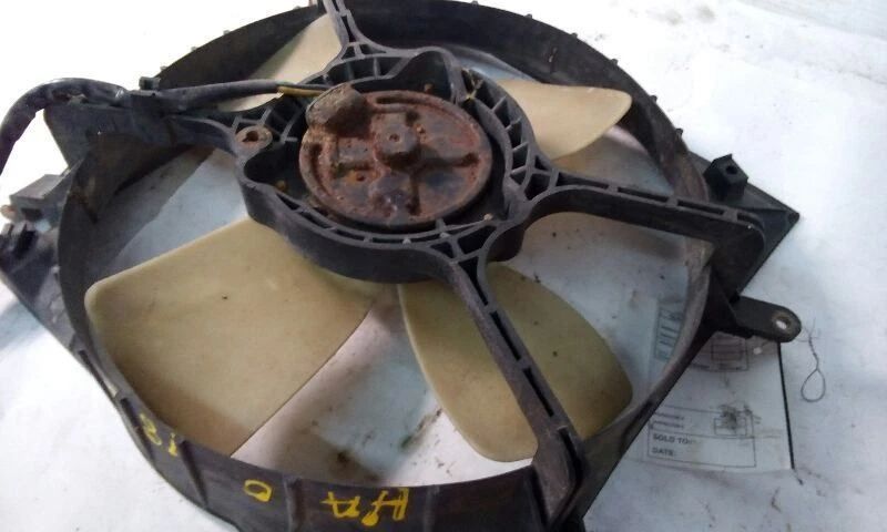 Conjunto de motor ventilador radiador Mitsubishi Galant 94-98 Foto 3 de 4