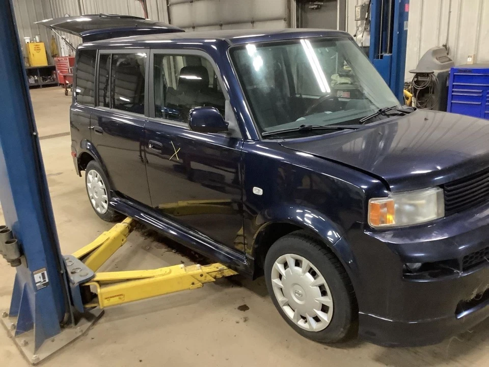 Brake Master Cylinder With Skid Control Fits 04-06 SCION XA 347889 - Image 2 of 4