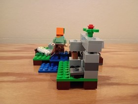 LEGO Minecraft The Iron Golem 21123 Set + Piece from 21114 Farm INCOMPLETE