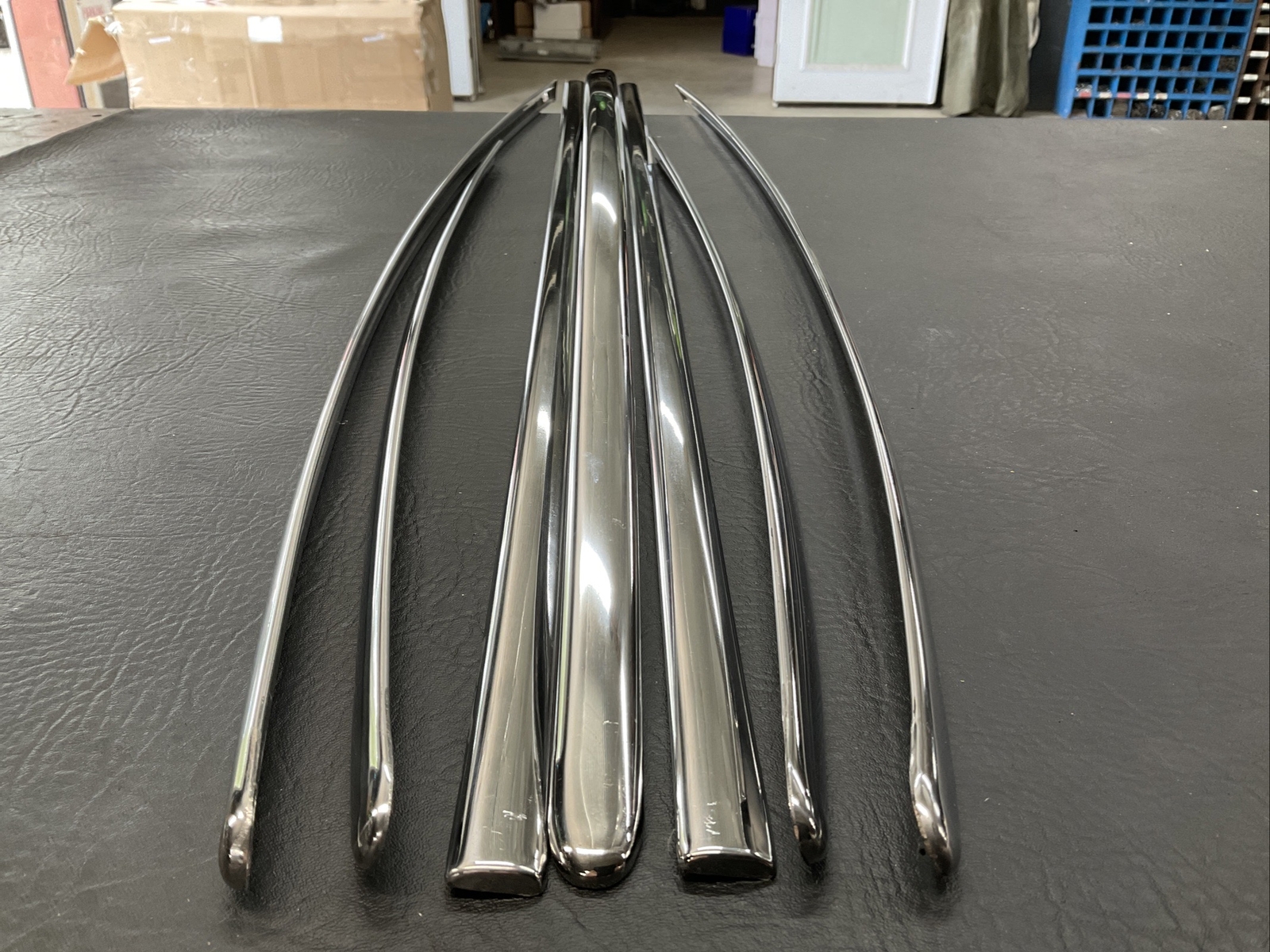 AirCooled Type 1 Stainless Steel Body Molding Kit 5462 Prt 111898111S