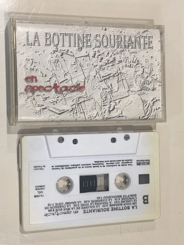 LA BOTTINE SOURIANTE EN SPECTACLE Tape Cassette Musicor Canada - Image 3 of 3