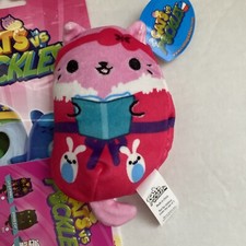 Cats VS Pickles Gram Meow Grandma Pink Cat 515 Bean Bag Plush Fuchsia Wave