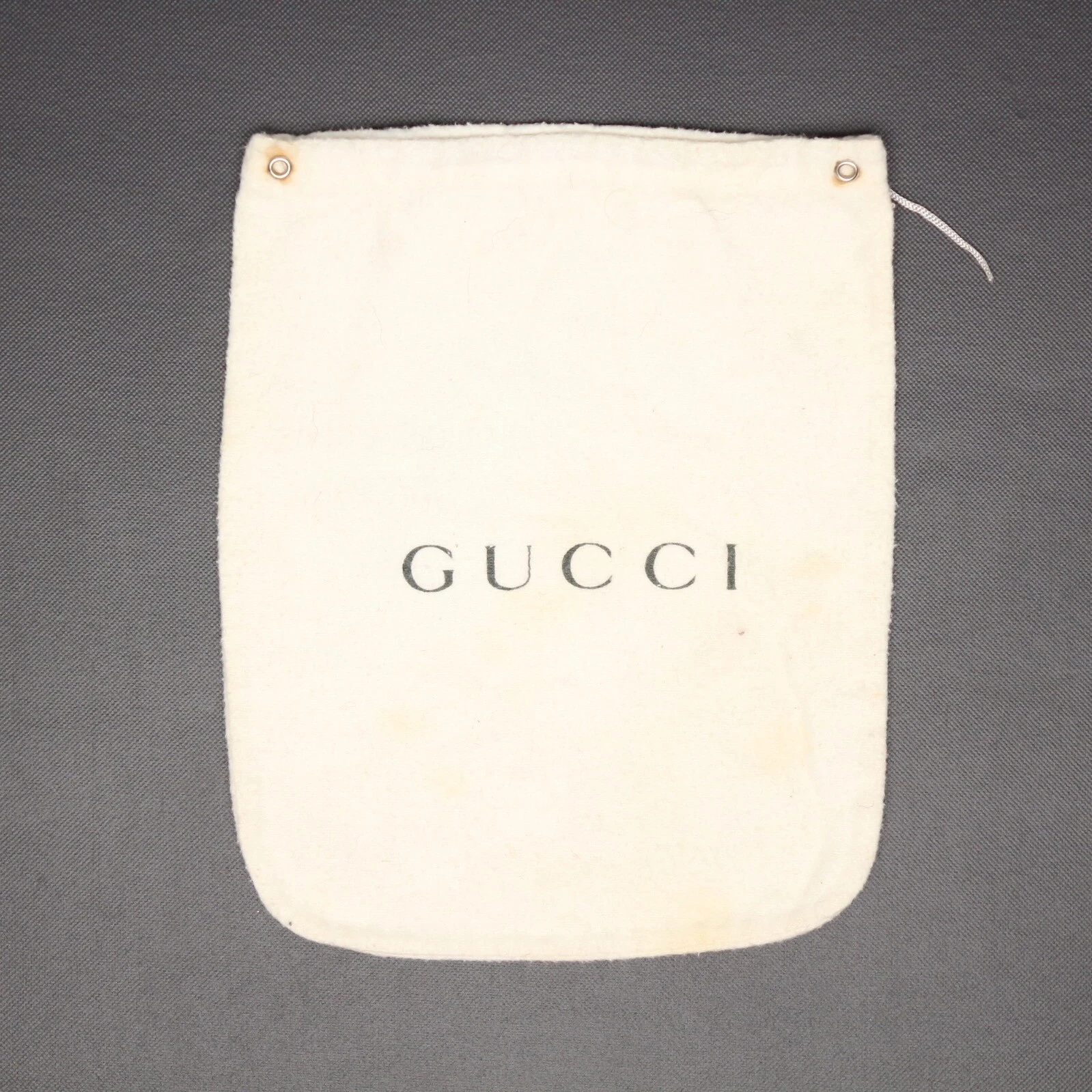 Portefeuille en flanelle Gucci housse anti poussière 9x7 crème coton gris Italie sac fourre tout accessoire
