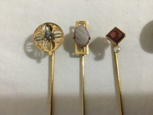 LOT of 5 ANTIQUE VICTORIAN STICK PINS W/ JEWELER CASE, GARNET? OPAL? - Imagen 7 de 10