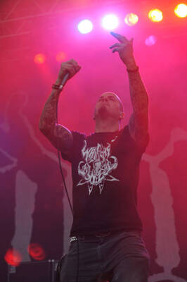 Phil Anselmo of Down live on stage at High Voltage on July 25 2010- Old Photo 11