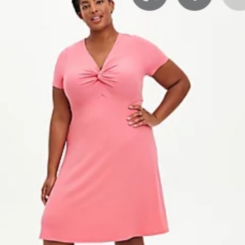 NWT TORRID TWIST FRONT RIBBED SKATER 