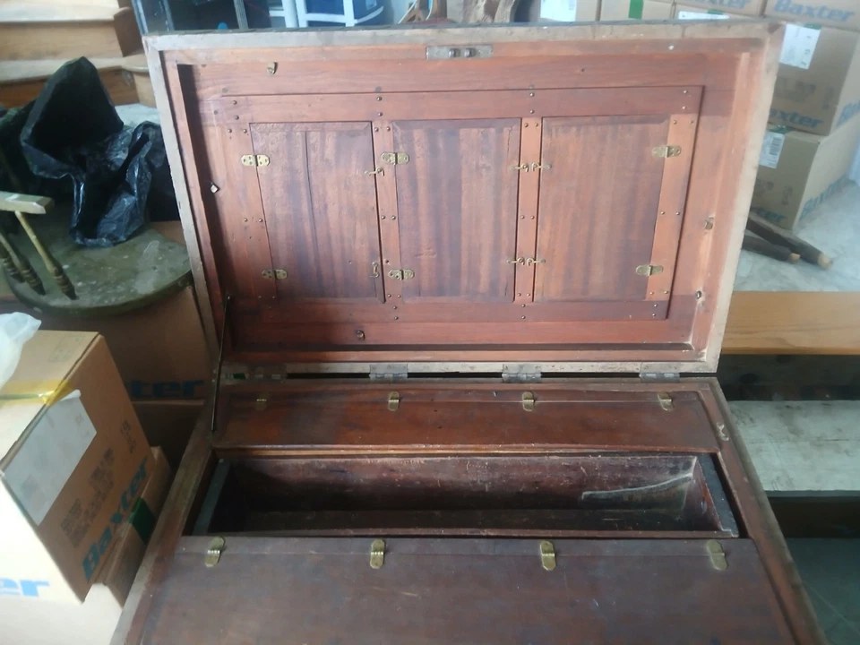 Baúl antiguo de carpintero maestro vaporero único en su clase. Foto 2 de 4