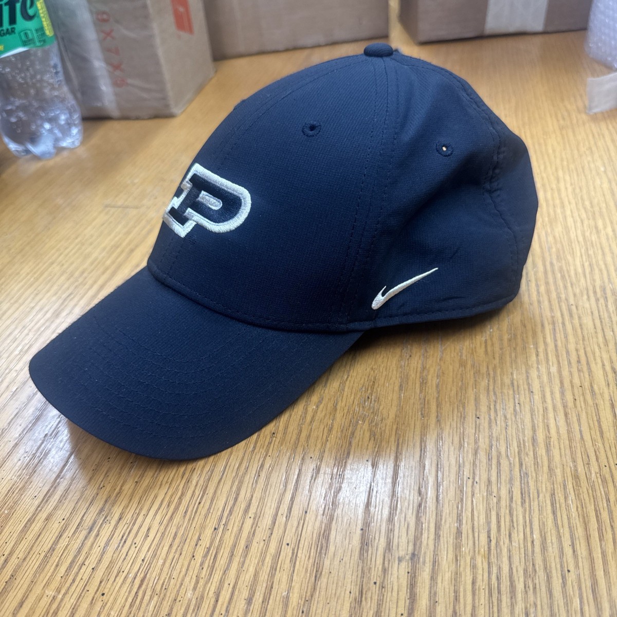 Purdue Boilermakers Nike Legacy 91 Dri Fit Men display picture 2