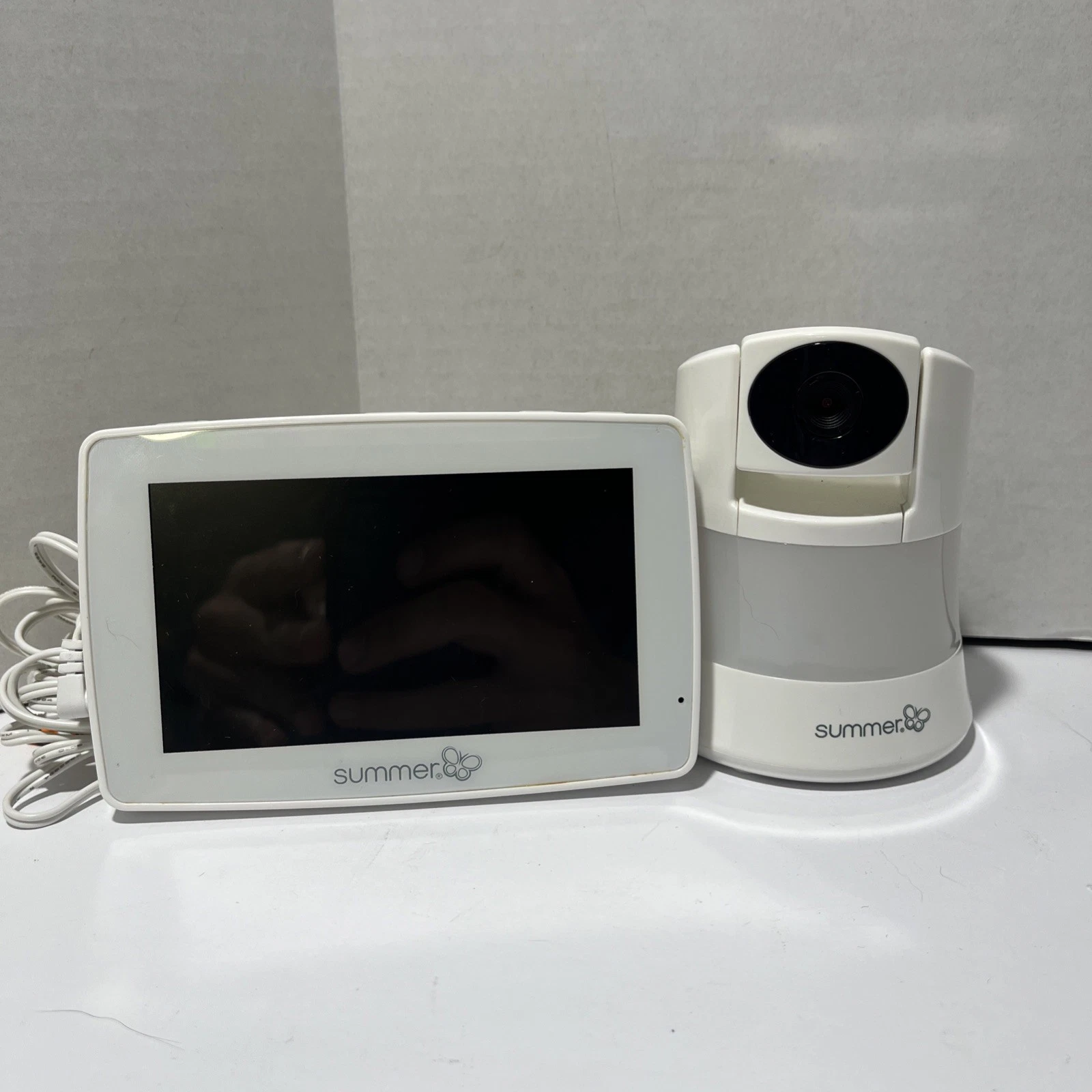 Summer Infant In View 2.0 Baby Monitor Video Camera With Power Supply TESTED !!!
Opens in a new wind