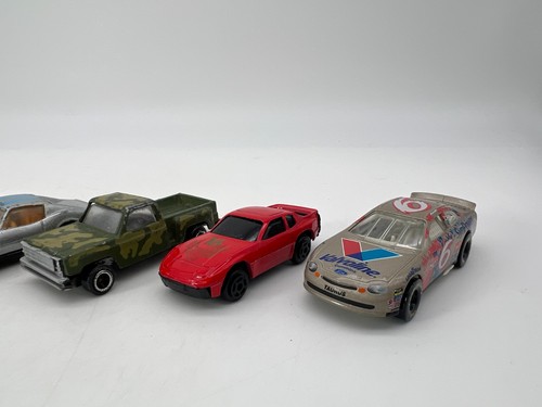 Lote Mixto de (9) Coches Die Cast/Plástico Varios Estado y Marcas - Imagen 6 de 10