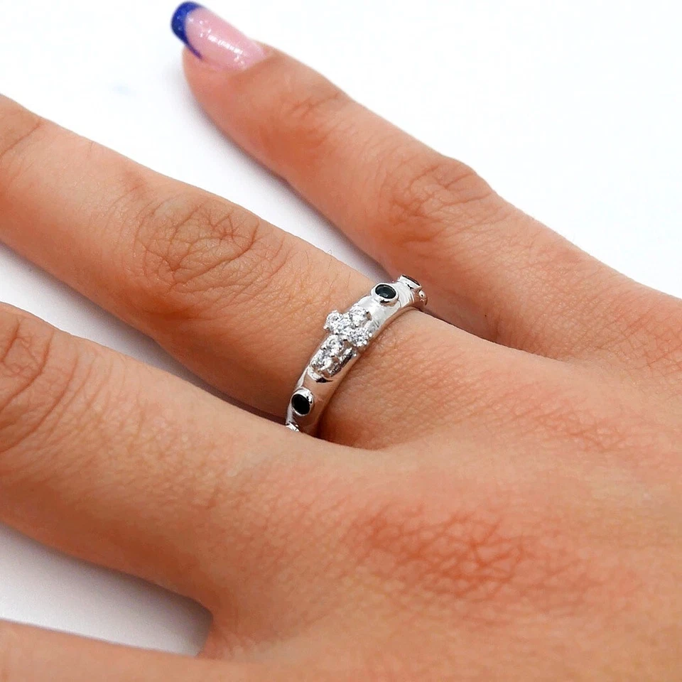 ANELLO ROSARIO CON ZIRCONI BIANCHI E NERO IN ARGENTO 925 RODIATO IN ORO BIANCO - Immagine 2 di 2