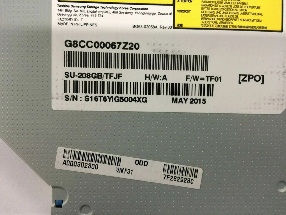 Unidad óptica Toshiba Samsung SU-208 CD DVD±RW SATA A000302300 satélite L50 P70 Foto 2 de 4