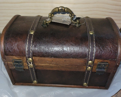 Ashland Collection Brown Wood & Brown Rustic Faux Leather Trunk w/ Brass Accents - Picture 3 of 7