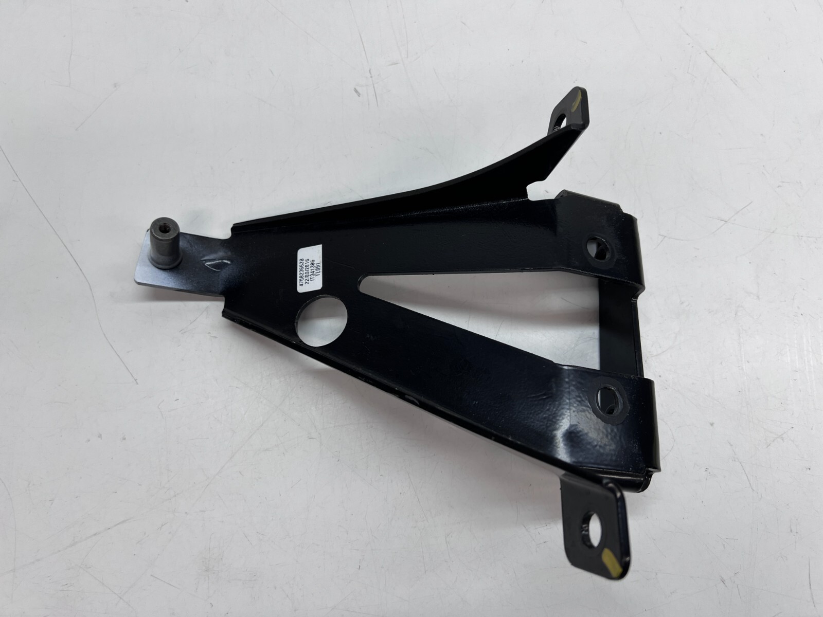 LAMBORGHINI AVENTADOR FRONT LEFT LP740 S LP770 SVJ FENDER BRACKET OEM 470823663B