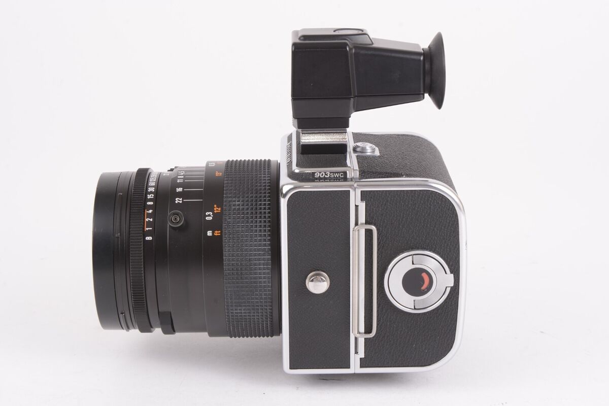 Hasselblad 903SWC, Finder, Biogon 38mm f/4.5 T* Lens w/120 Hasselblad 903SWC, Finder, Biogon 38mm f/4.5 T* Lens w/120