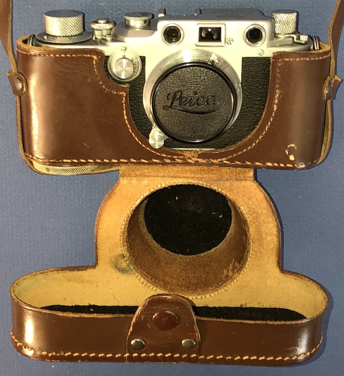 Vintage Leica D.R.P. Ernst Leitz Wetzlar 35MM Rangefinder Vintage Leica D.R.P. Ernst Leitz Wetzlar 35MM Rangefinder