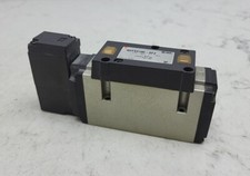 Smc NVFS3100-5FZ Pneumatic Solenoid Valve 21-26v-dc 0.1  1mpa