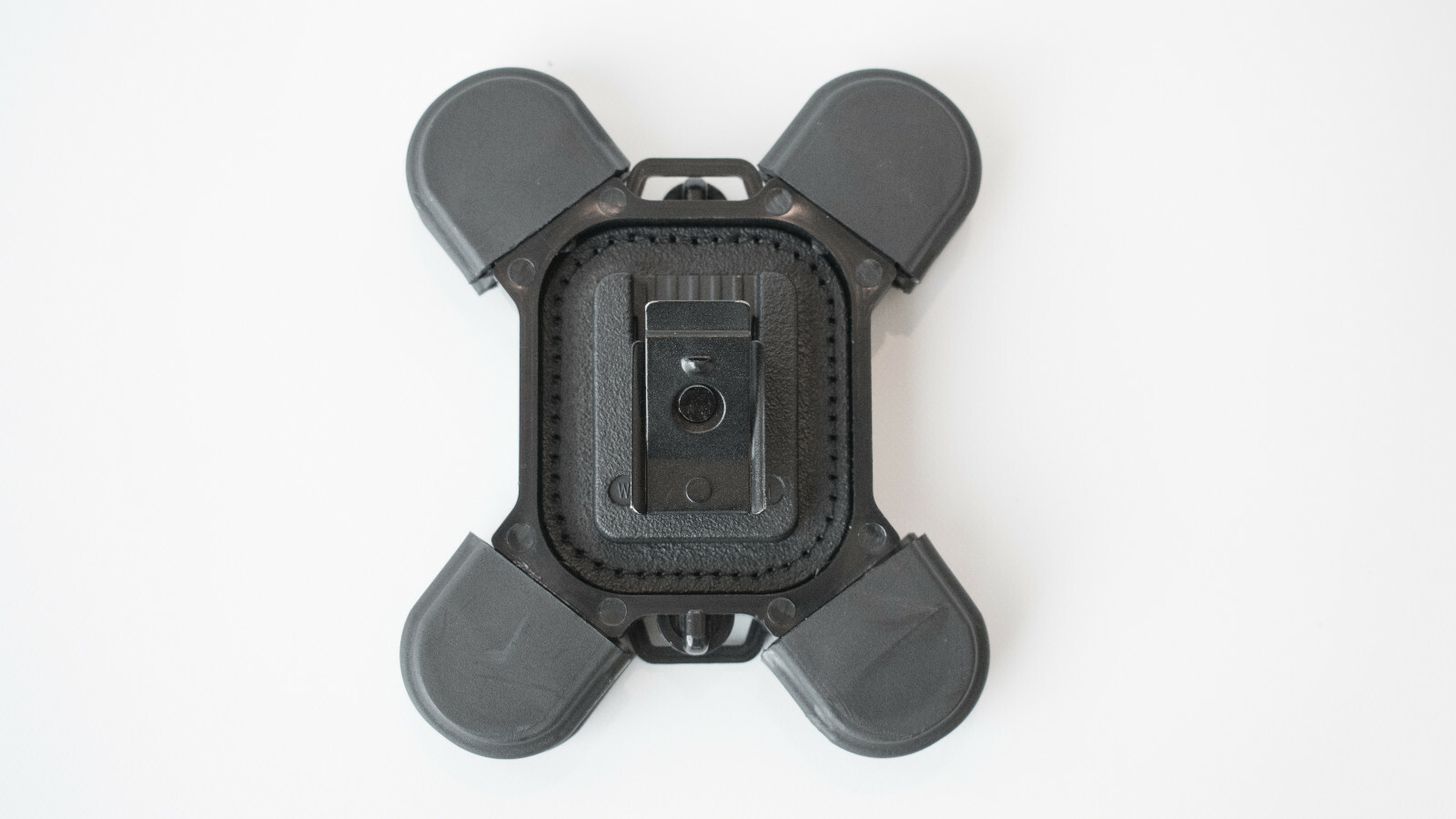 Klick Fast Mount for Axis W100 Police Body Camera 02128001