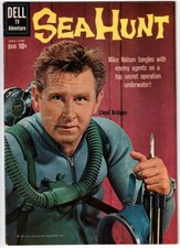 SEA HUNT # 5 (DELL) (1960) RUSS MANNING art - LLOYD BRIDGES PHOTO COVER