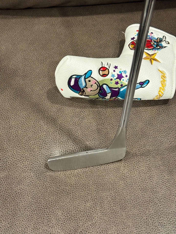 Putter MIZUNO 34 pulgadas diestro  Foto 2 de 4