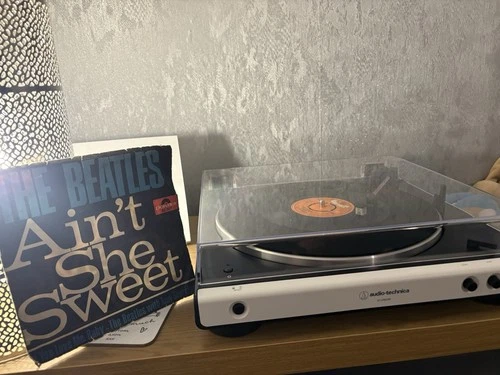 The Beatles Ain't She Sweet 1964 UK 1st Press NH 52317 Vinyl Single VG+ rare