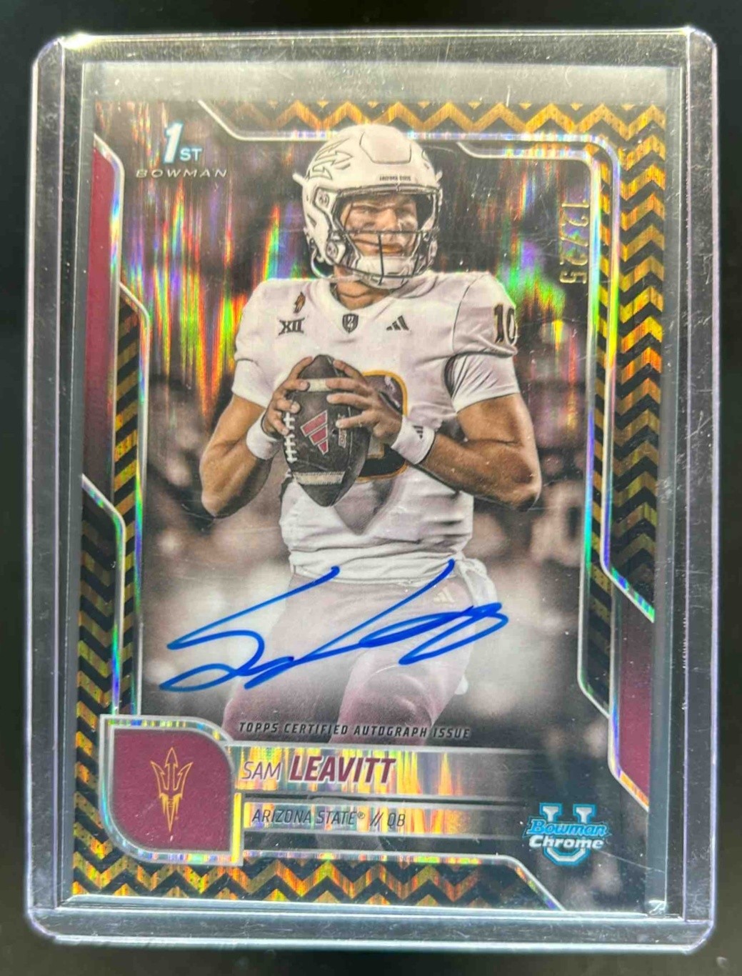 2025 Bowman Chrome U Sam Leavitt Auto 1st Black & Gold Stealth Refractor #12/25