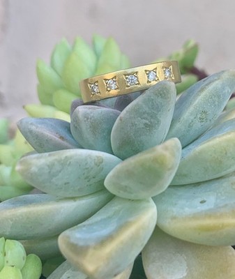 Jamie Wolf 18k Gold And Diamond Star Set Ring/Band