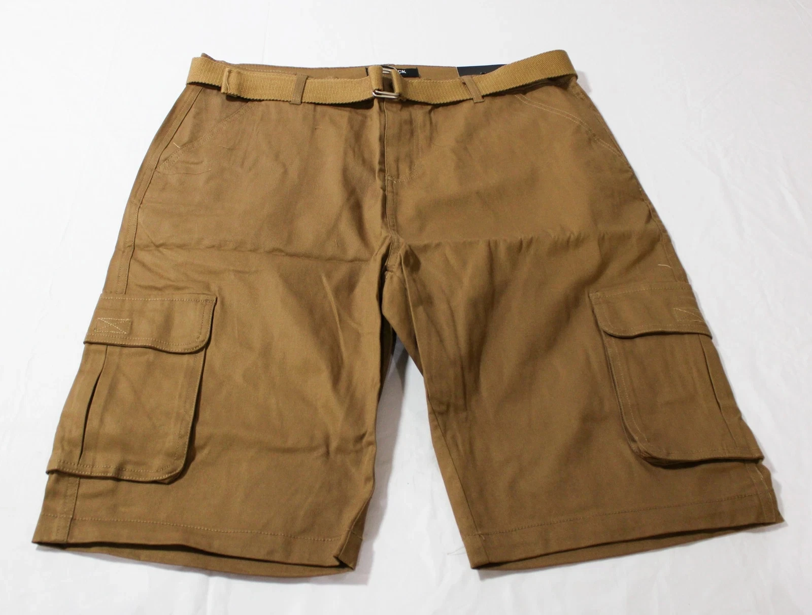 BLU ROCK NEW YORK MEN SLIM FIT STRETCH BELTED CARGO SHORTS SIZE: MEN 32 - KHAKI