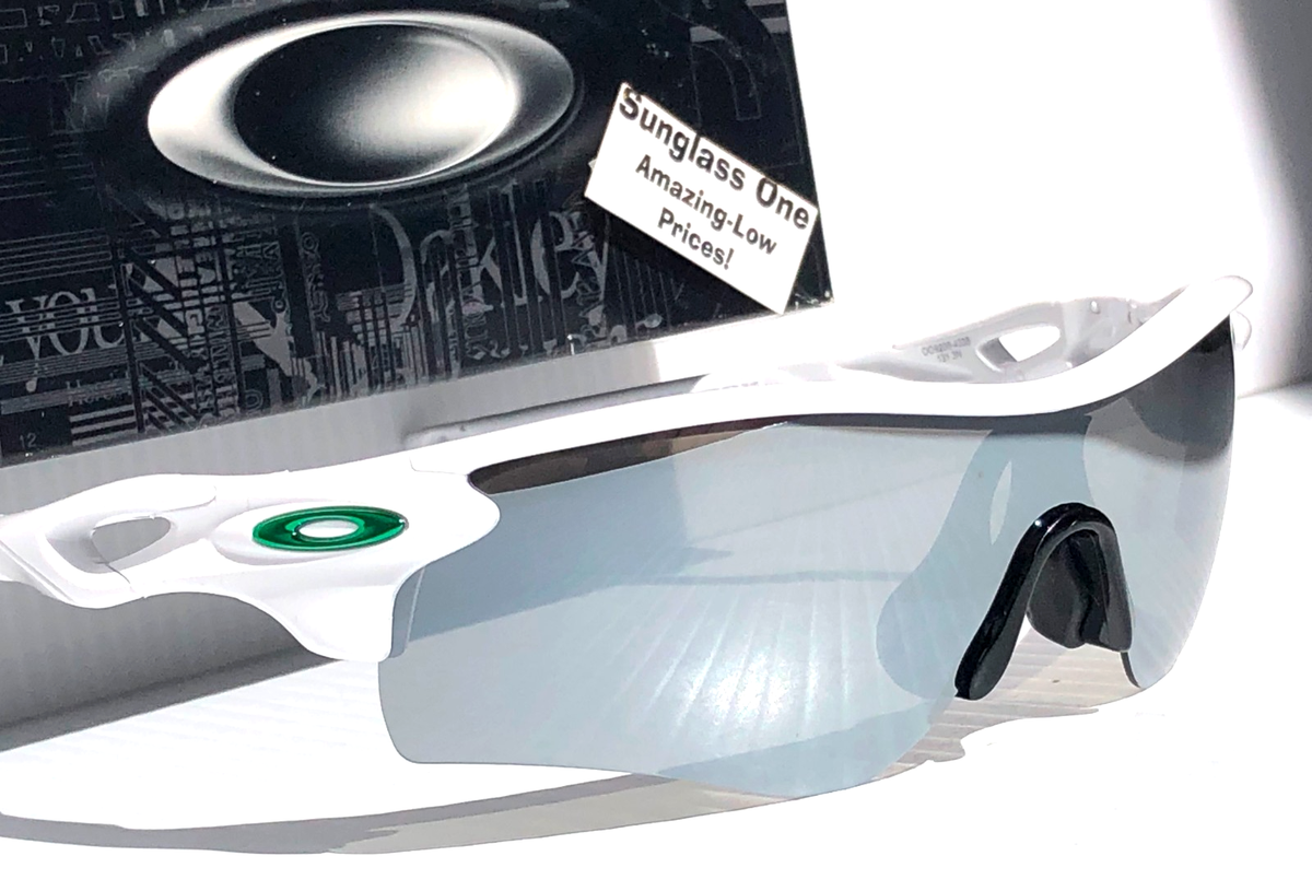 NEW Oakley RADARLOCK Shiny White POLARIZED Galaxy Silver Sunglass
