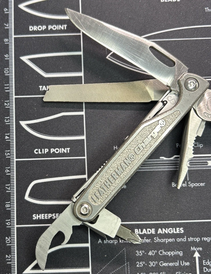 Leatherman Charge S30V Cap Crimper Multi-Tool Titanium Damaged READ USED BOD0208 - Image 4 of 4