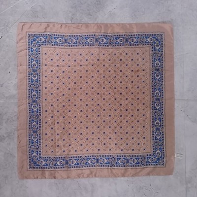 Vintage Made in Italy Paisley Scarf   Tan & Blue   30  Square