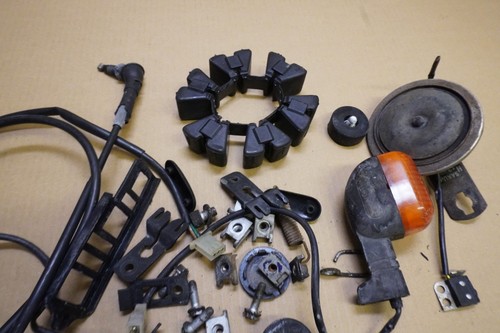 BMW F650 F650 FUNDURO 1994-1996 set of various parts brackets bundle lot - Picture 3 of 9