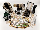 VINTAGE ESTATE COSTUME JEWELRY WEARABLE RESELLER LOT SIGNED 925 GOLD FILLED
