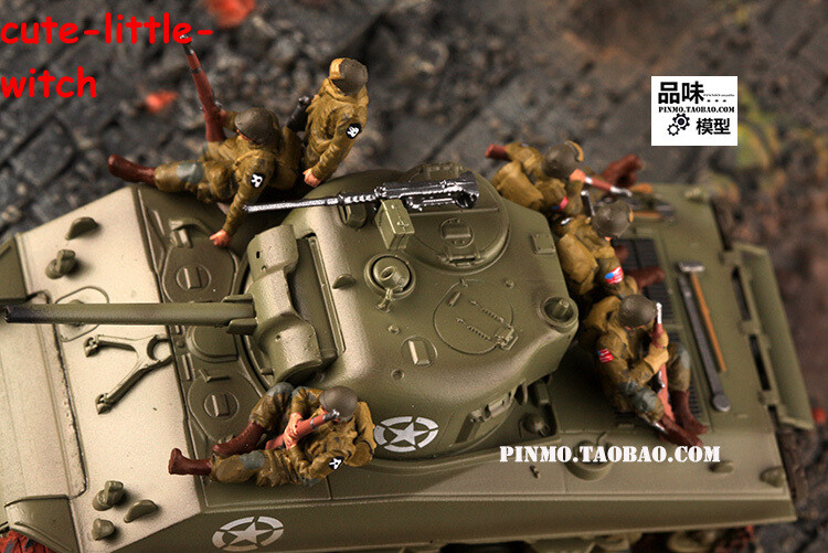 1/72 U.S. Army Armored Tank Vehicle 6 Soldiers Scene Collections