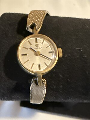 Vintage Omega Petite Ladies Watch 14K Gold B&A Working | eBay display picture 2