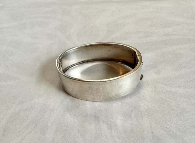 Antique Etched Vintage Solid Silver Hallmarked Br… - image 2